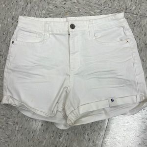 Women’s shorts